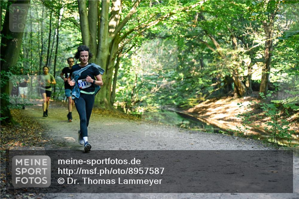 28.09.2025 - 33. Volkslauf durch das schöne Alstertal Dr. Thomas Lammeyer http://msf.ph/oto/8957587 28.09.2025 10:48:47 Laufen 3116 meine-sportfotos.de
