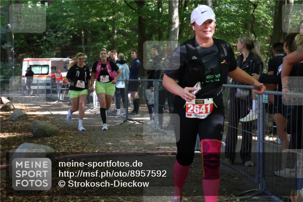 28.09.2025 - 33. Volkslauf durch das schöne Alstertal Strokosch-Dieckow http://msf.ph/oto/8957592 28.09.2025 13:03:34 Ziel 2105, 2641 meine-sportfotos.de