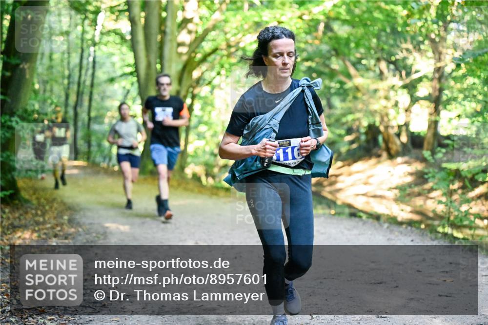 28.09.2025 - 33. Volkslauf durch das schöne Alstertal Dr. Thomas Lammeyer http://msf.ph/oto/8957601 28.09.2025 10:48:49 Laufen 116 meine-sportfotos.de