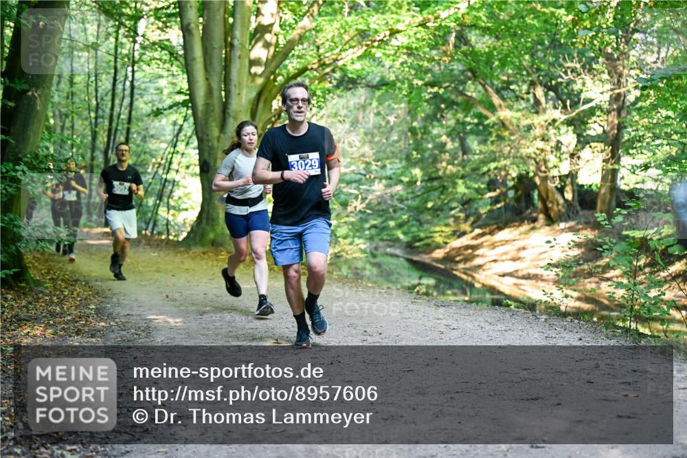 28.09.2025 - 33. Volkslauf durch das schöne Alstertal Dr. Thomas Lammeyer http://msf.ph/oto/8957606 28.09.2025 10:48:50 Laufen 3052, 3029 meine-sportfotos.de