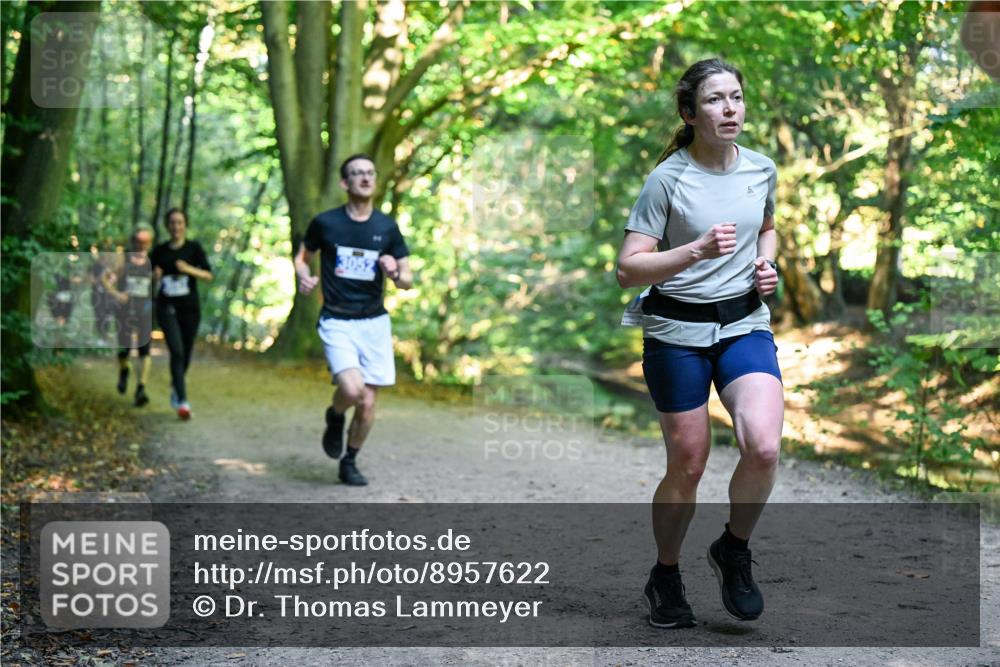 28.09.2025 - 33. Volkslauf durch das schöne Alstertal Dr. Thomas Lammeyer http://msf.ph/oto/8957622 28.09.2025 10:48:52 Laufen  meine-sportfotos.de