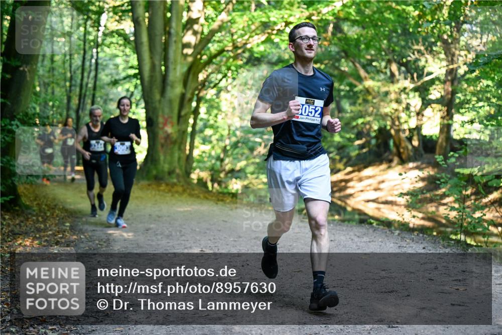 28.09.2025 - 33. Volkslauf durch das schöne Alstertal Dr. Thomas Lammeyer http://msf.ph/oto/8957630 28.09.2025 10:48:53 Laufen 3052 meine-sportfotos.de