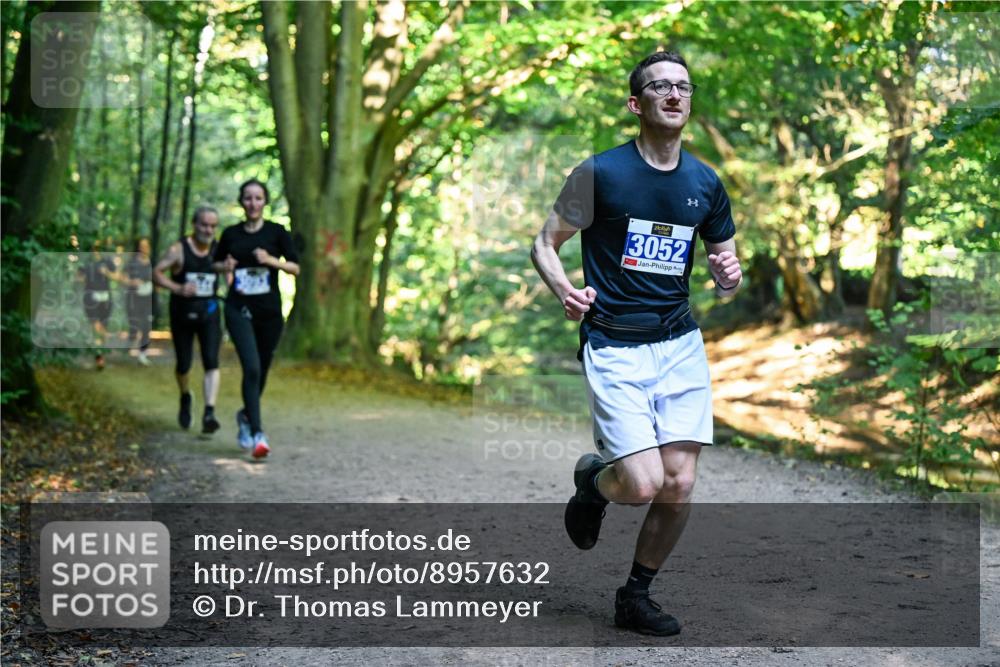 28.09.2025 - 33. Volkslauf durch das schöne Alstertal Dr. Thomas Lammeyer http://msf.ph/oto/8957632 28.09.2025 10:48:53 Laufen 3052 meine-sportfotos.de