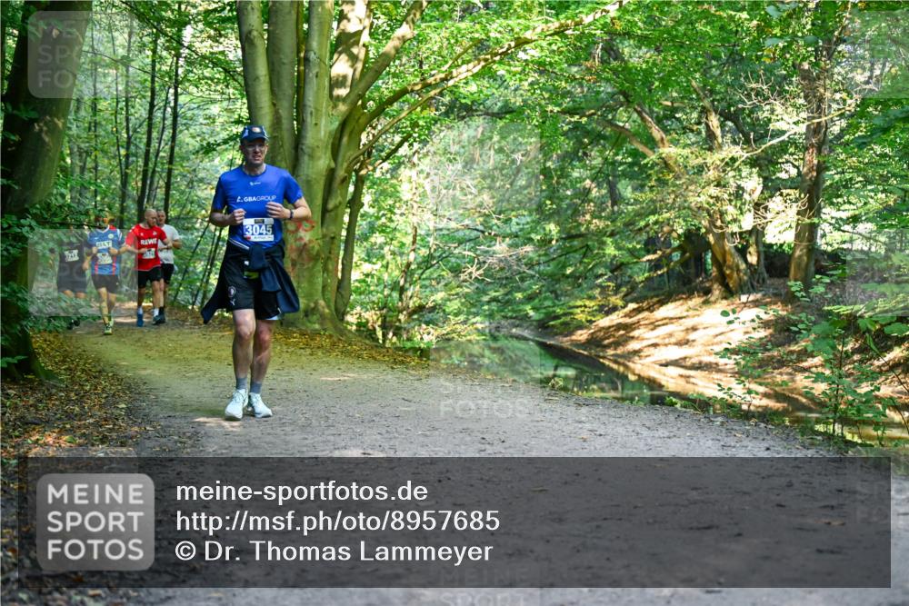 28.09.2025 - 33. Volkslauf durch das schöne Alstertal Dr. Thomas Lammeyer http://msf.ph/oto/8957685 28.09.2025 10:49:02 Laufen 3045 meine-sportfotos.de