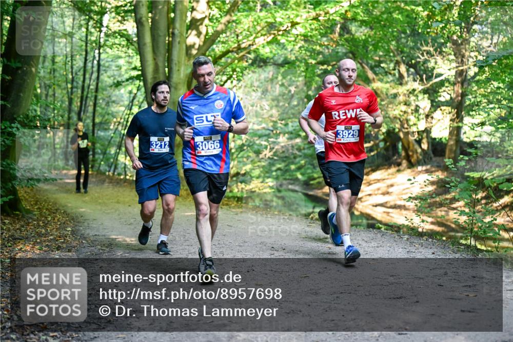 28.09.2025 - 33. Volkslauf durch das schöne Alstertal Dr. Thomas Lammeyer http://msf.ph/oto/8957698 28.09.2025 10:49:08 Laufen 3066, 3929, 3212 meine-sportfotos.de