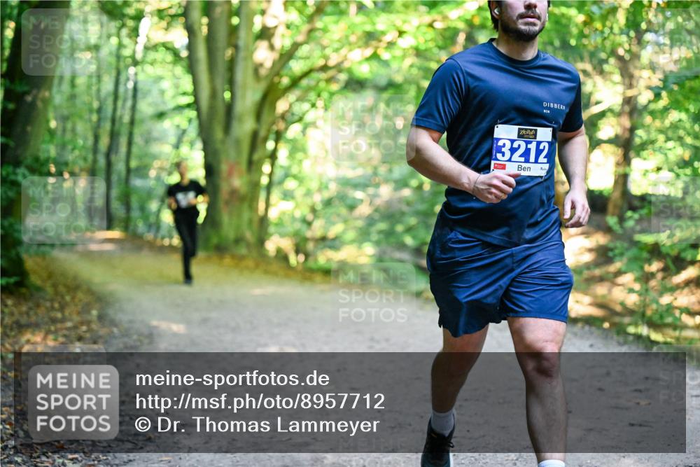 28.09.2025 - 33. Volkslauf durch das schöne Alstertal Dr. Thomas Lammeyer http://msf.ph/oto/8957712 28.09.2025 10:49:10 Laufen 0, 3212 meine-sportfotos.de