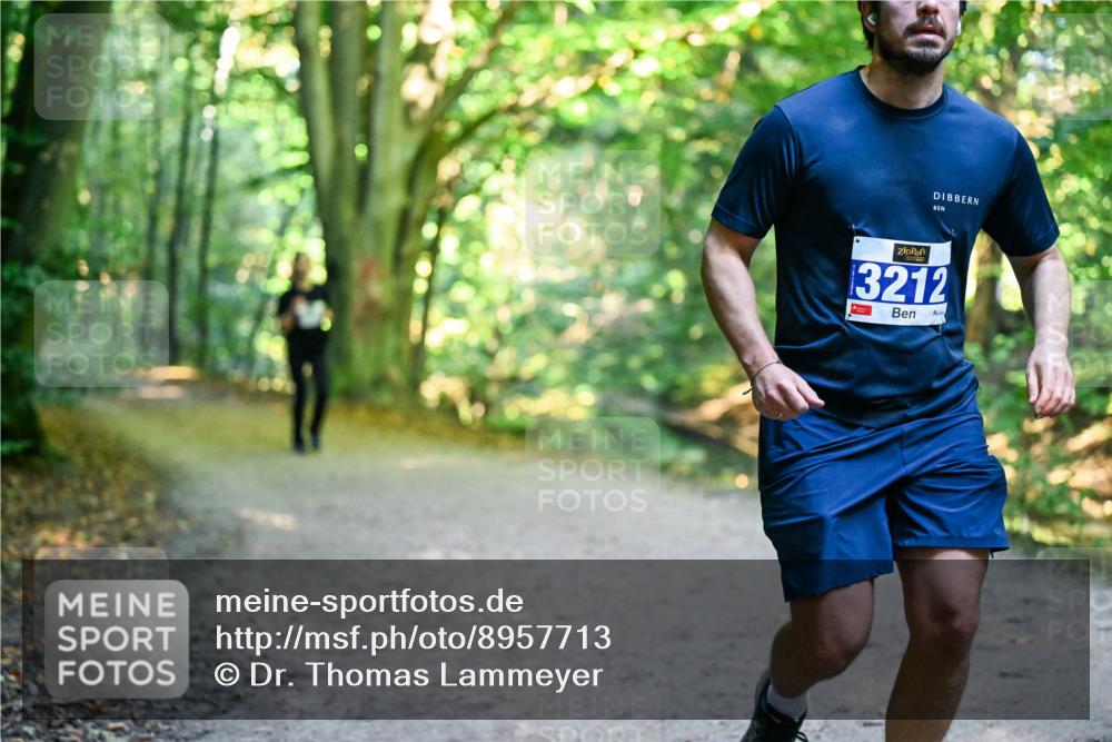 28.09.2025 - 33. Volkslauf durch das schöne Alstertal Dr. Thomas Lammeyer http://msf.ph/oto/8957713 28.09.2025 10:49:10 Laufen 0, 3212 meine-sportfotos.de
