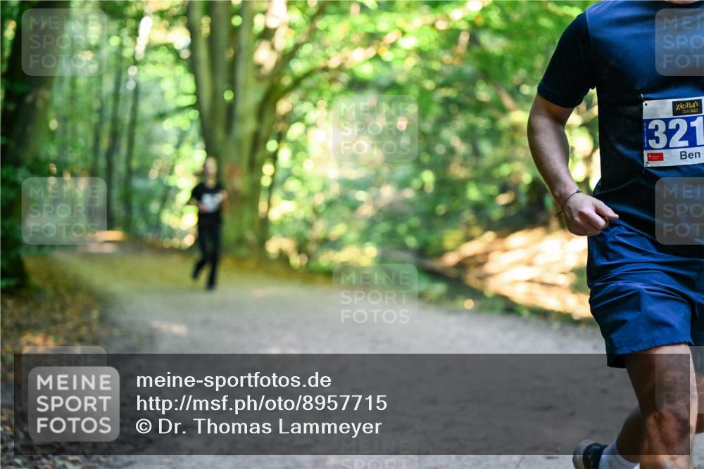 28.09.2025 - 33. Volkslauf durch das schöne Alstertal Dr. Thomas Lammeyer http://msf.ph/oto/8957715 28.09.2025 10:49:10 Laufen 321 meine-sportfotos.de