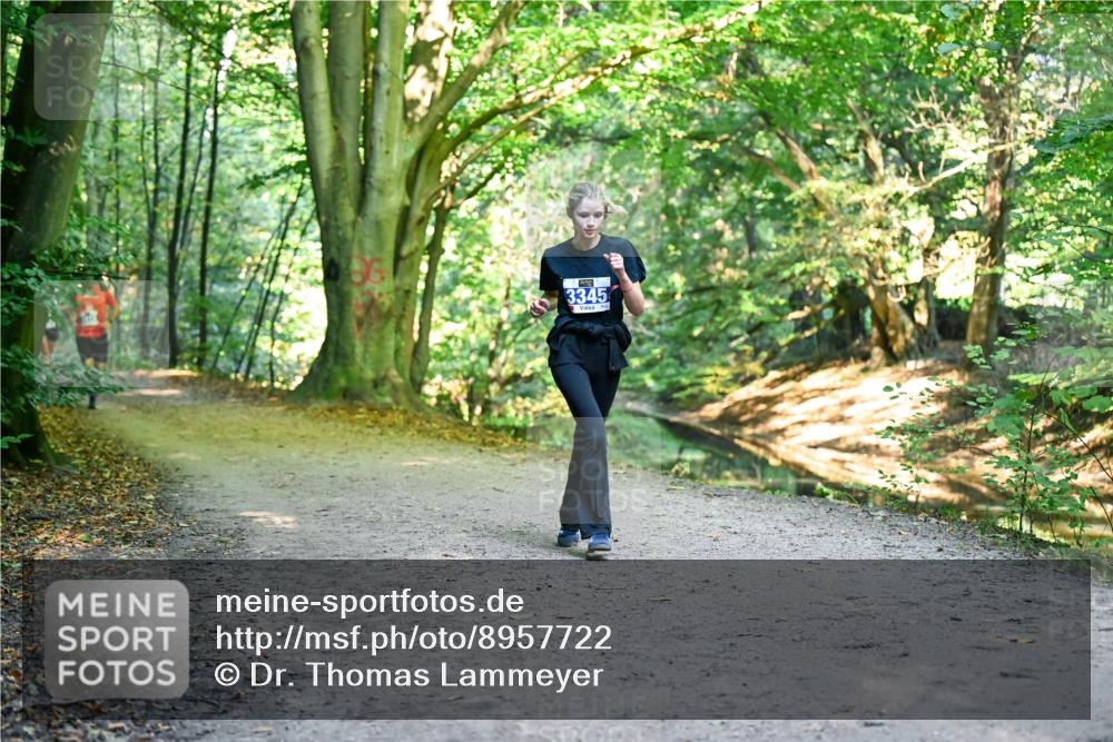 28.09.2025 - 33. Volkslauf durch das schöne Alstertal Dr. Thomas Lammeyer http://msf.ph/oto/8957722 28.09.2025 10:49:12 Laufen 3345 meine-sportfotos.de