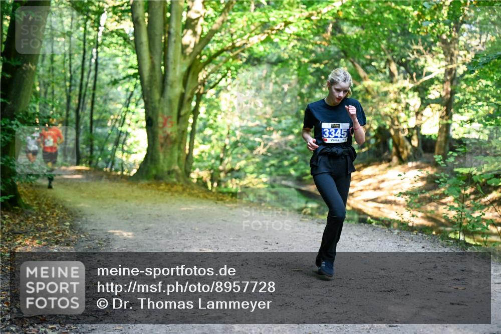 28.09.2025 - 33. Volkslauf durch das schöne Alstertal Dr. Thomas Lammeyer http://msf.ph/oto/8957728 28.09.2025 10:49:13 Laufen 3345 meine-sportfotos.de