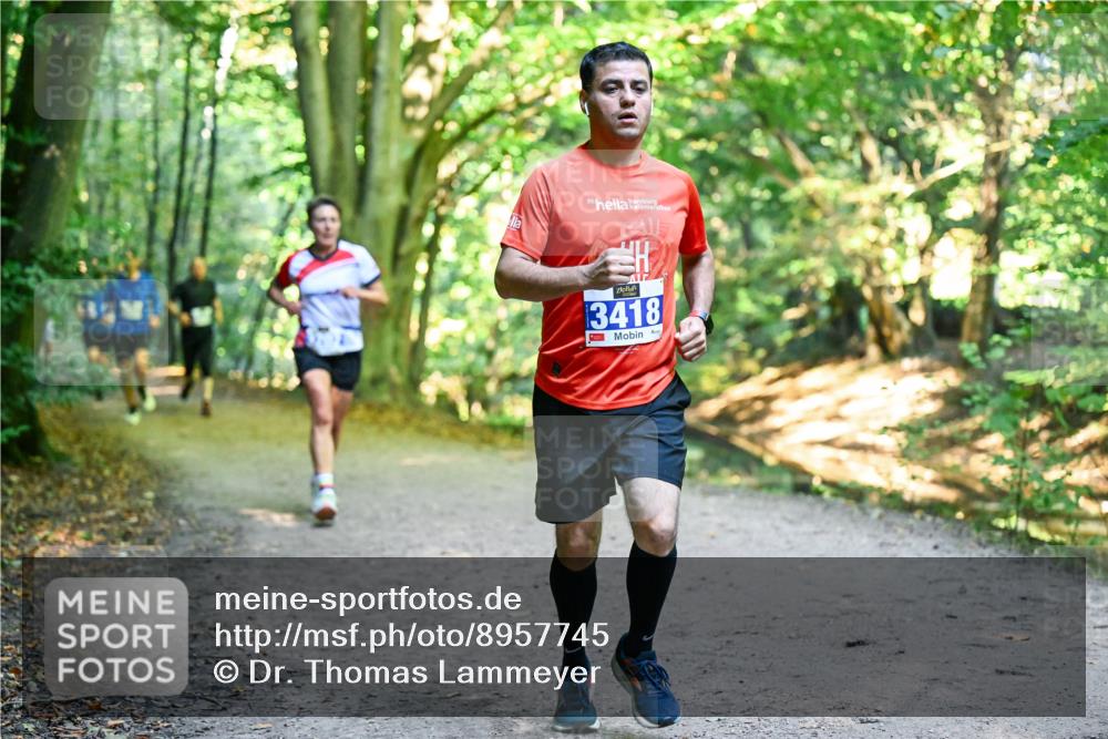 28.09.2025 - 33. Volkslauf durch das schöne Alstertal Dr. Thomas Lammeyer http://msf.ph/oto/8957745 28.09.2025 10:49:19 Laufen 30, 13418 meine-sportfotos.de