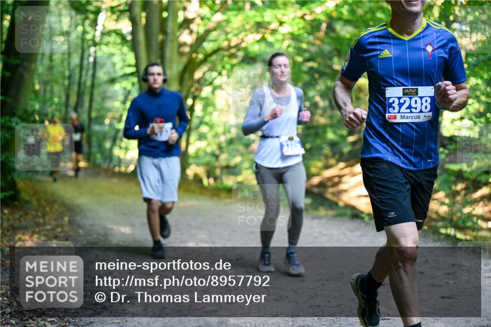 28.09.2025 - 33. Volkslauf durch das schöne Alstertal Dr. Thomas Lammeyer http://msf.ph/oto/8957792 28.09.2025 10:49:26 Laufen 3298 meine-sportfotos.de