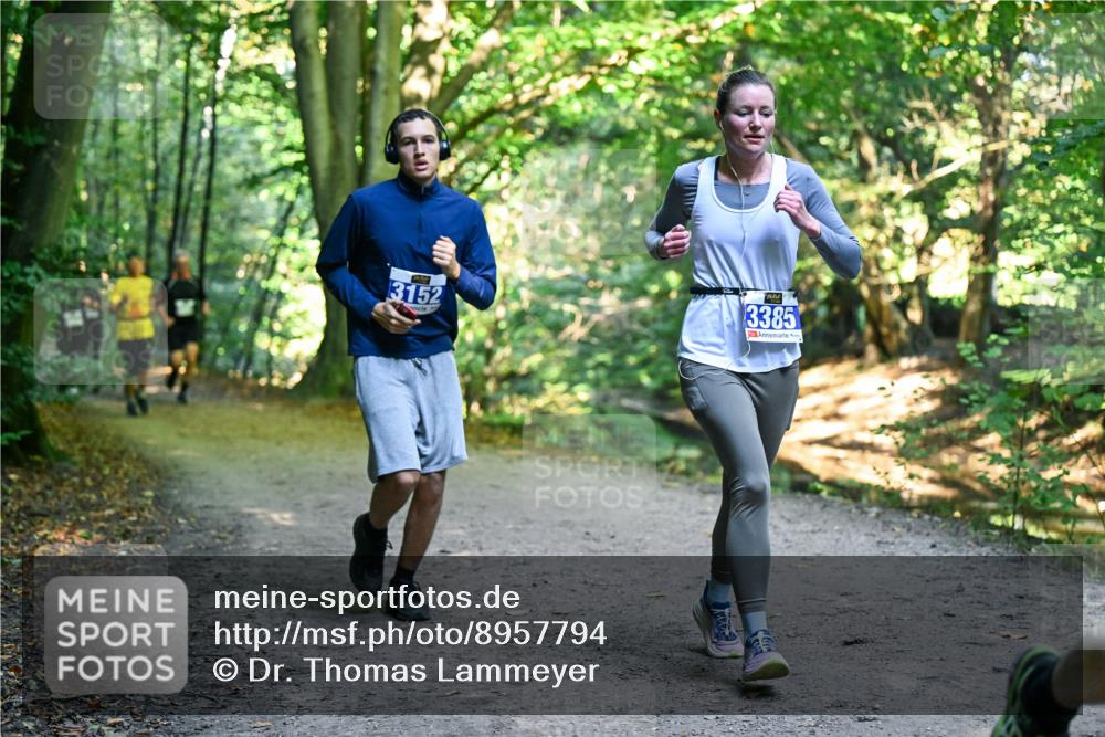 28.09.2025 - 33. Volkslauf durch das schöne Alstertal Dr. Thomas Lammeyer http://msf.ph/oto/8957794 28.09.2025 10:49:27 Laufen 3152, 3385 meine-sportfotos.de