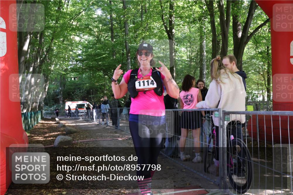 28.09.2025 - 33. Volkslauf durch das schöne Alstertal Strokosch-Dieckow http://msf.ph/oto/8957798 28.09.2025 13:05:33 Ziel  meine-sportfotos.de