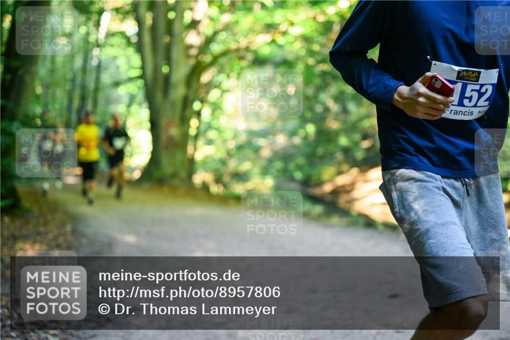 28.09.2025 - 33. Volkslauf durch das schöne Alstertal Dr. Thomas Lammeyer http://msf.ph/oto/8957806 28.09.2025 10:49:28 Laufen 152 meine-sportfotos.de