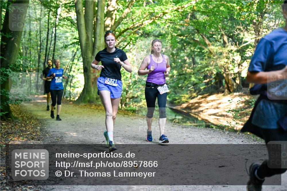 28.09.2025 - 33. Volkslauf durch das schöne Alstertal Dr. Thomas Lammeyer http://msf.ph/oto/8957866 28.09.2025 10:49:38 Laufen 3321, 3048 meine-sportfotos.de