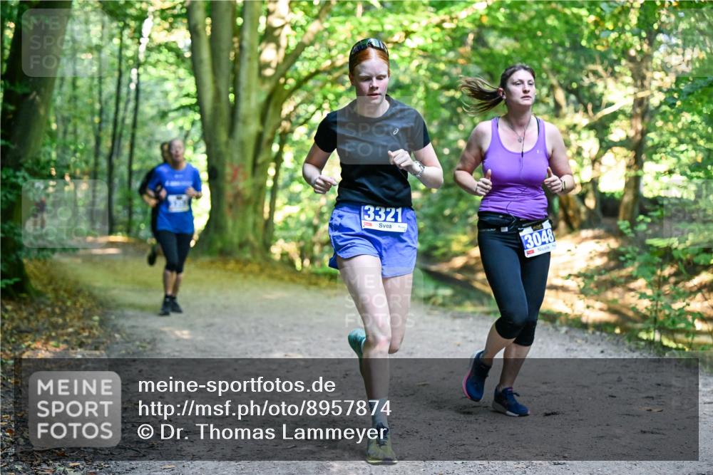 28.09.2025 - 33. Volkslauf durch das schöne Alstertal Dr. Thomas Lammeyer http://msf.ph/oto/8957874 28.09.2025 10:49:39 Laufen 3321, 13048 meine-sportfotos.de