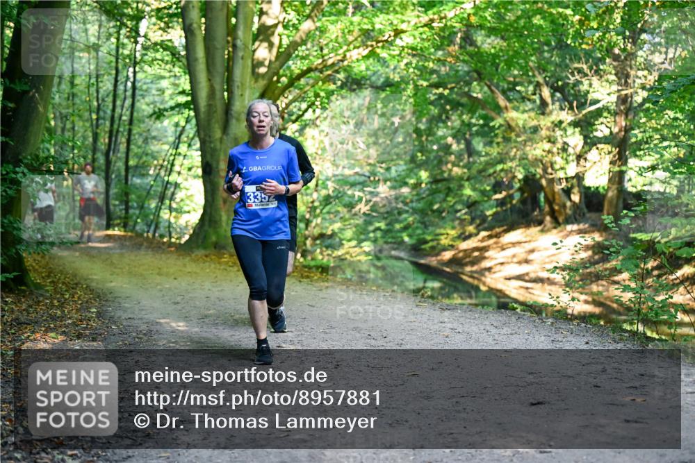 28.09.2025 - 33. Volkslauf durch das schöne Alstertal Dr. Thomas Lammeyer http://msf.ph/oto/8957881 28.09.2025 10:49:41 Laufen 3352 meine-sportfotos.de