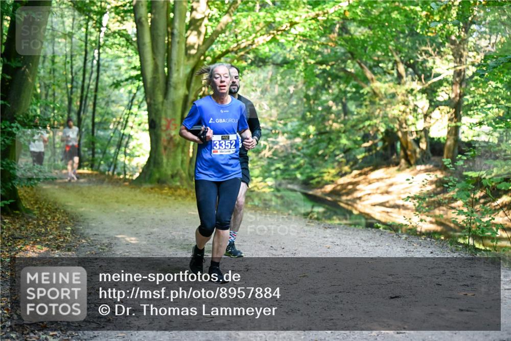 28.09.2025 - 33. Volkslauf durch das schöne Alstertal Dr. Thomas Lammeyer http://msf.ph/oto/8957884 28.09.2025 10:49:41 Laufen 3352 meine-sportfotos.de