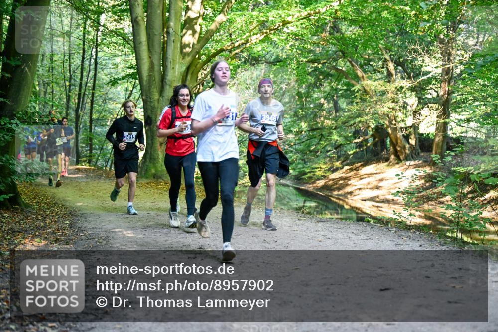 28.09.2025 - 33. Volkslauf durch das schöne Alstertal Dr. Thomas Lammeyer http://msf.ph/oto/8957902 28.09.2025 10:49:48 Laufen 3415, 3946 meine-sportfotos.de