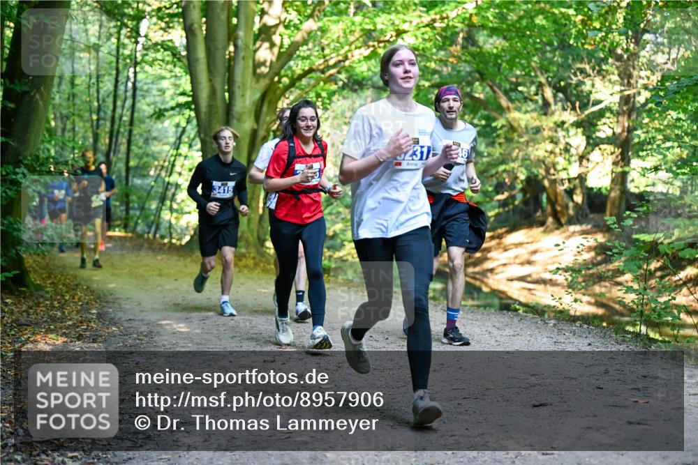28.09.2025 - 33. Volkslauf durch das schöne Alstertal Dr. Thomas Lammeyer http://msf.ph/oto/8957906 28.09.2025 10:49:48 Laufen 3415, 2316 meine-sportfotos.de