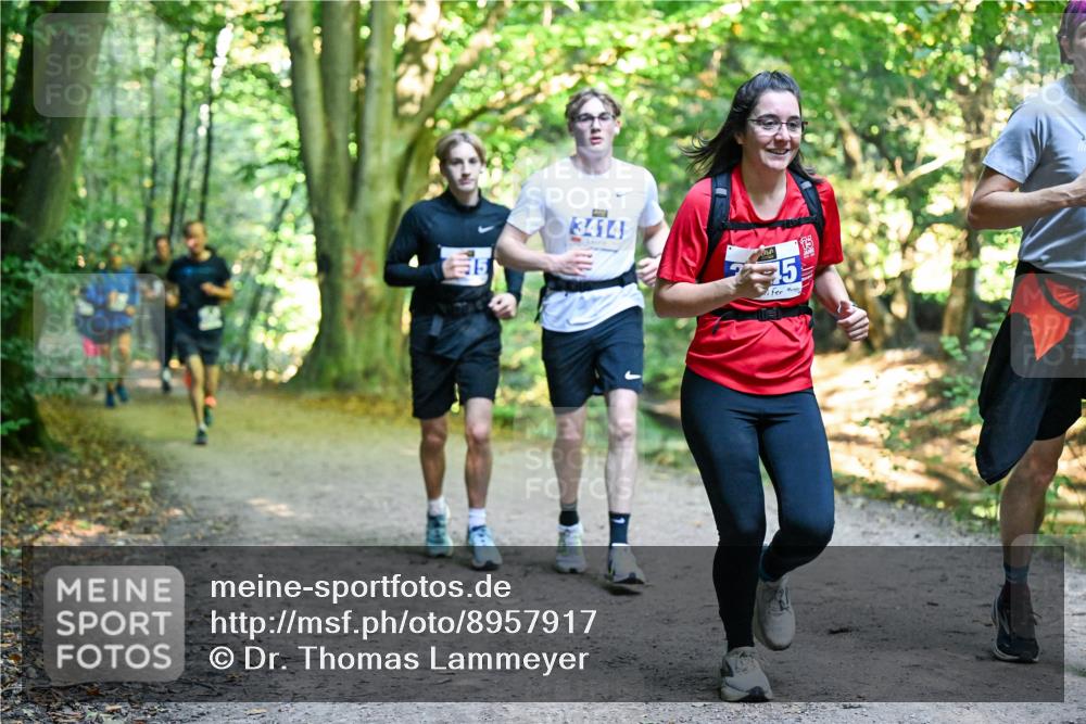 28.09.2025 - 33. Volkslauf durch das schöne Alstertal Dr. Thomas Lammeyer http://msf.ph/oto/8957917 28.09.2025 10:49:50 Laufen 3414, 5 meine-sportfotos.de