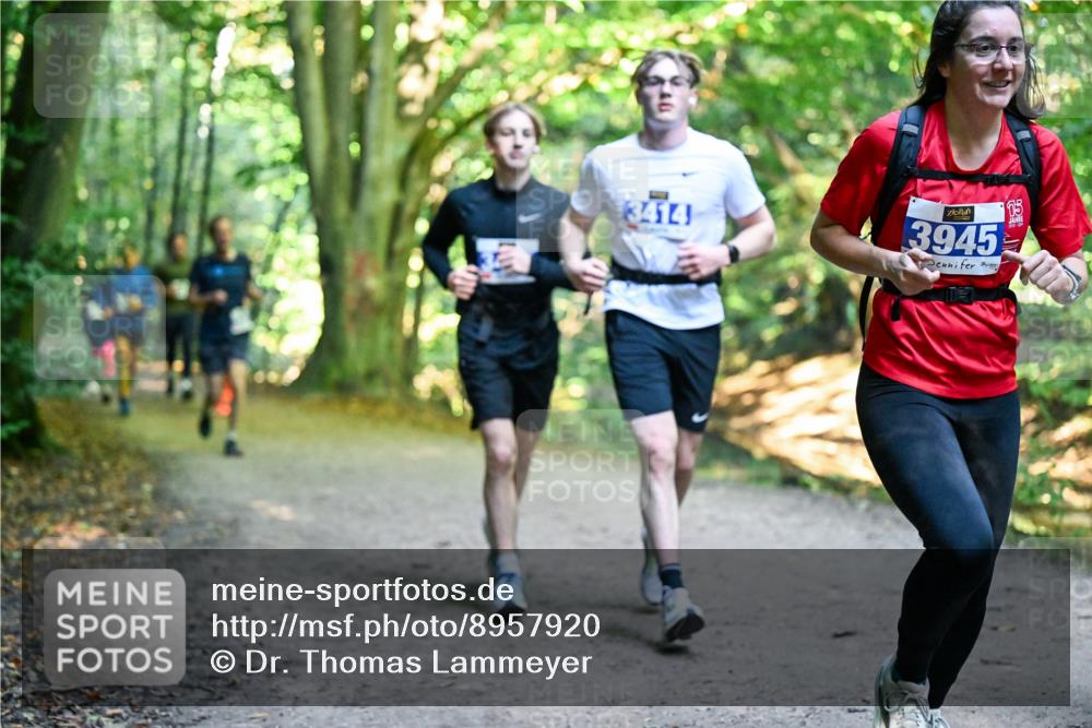 28.09.2025 - 33. Volkslauf durch das schöne Alstertal Dr. Thomas Lammeyer http://msf.ph/oto/8957920 28.09.2025 10:49:50 Laufen 3414, 3945, 15 meine-sportfotos.de