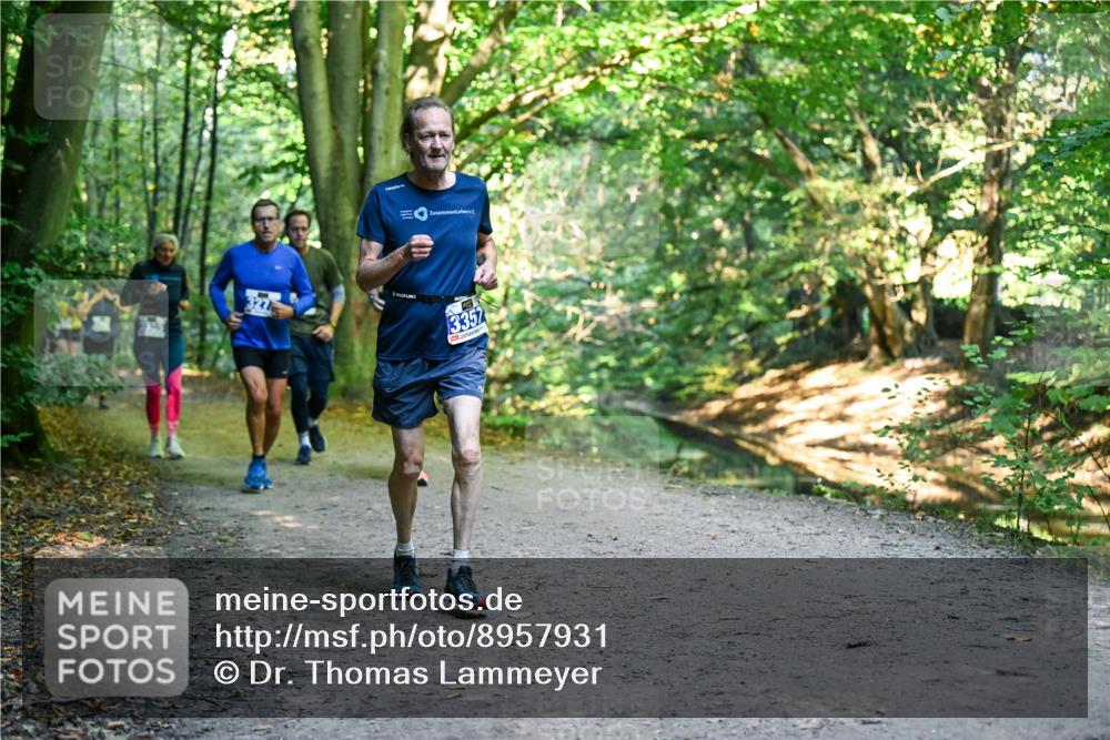 28.09.2025 - 33. Volkslauf durch das schöne Alstertal Dr. Thomas Lammeyer http://msf.ph/oto/8957931 28.09.2025 10:49:53 Laufen 327, 3352 meine-sportfotos.de