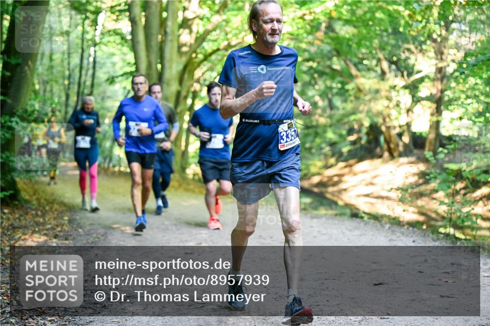 28.09.2025 - 33. Volkslauf durch das schöne Alstertal Dr. Thomas Lammeyer http://msf.ph/oto/8957939 28.09.2025 10:49:54 Laufen 335 meine-sportfotos.de