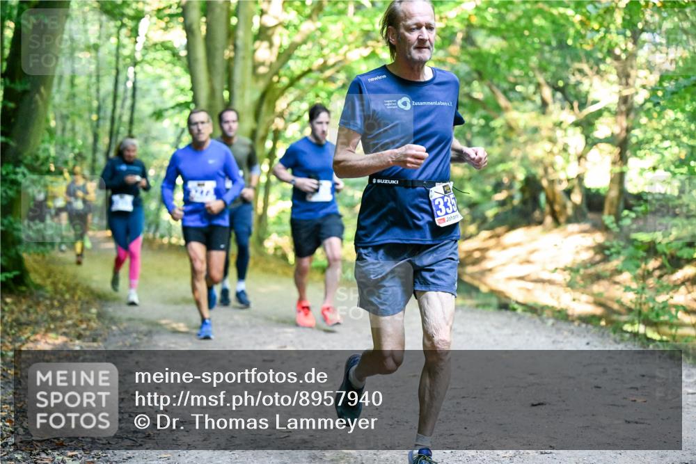 28.09.2025 - 33. Volkslauf durch das schöne Alstertal Dr. Thomas Lammeyer http://msf.ph/oto/8957940 28.09.2025 10:49:54 Laufen 335 meine-sportfotos.de
