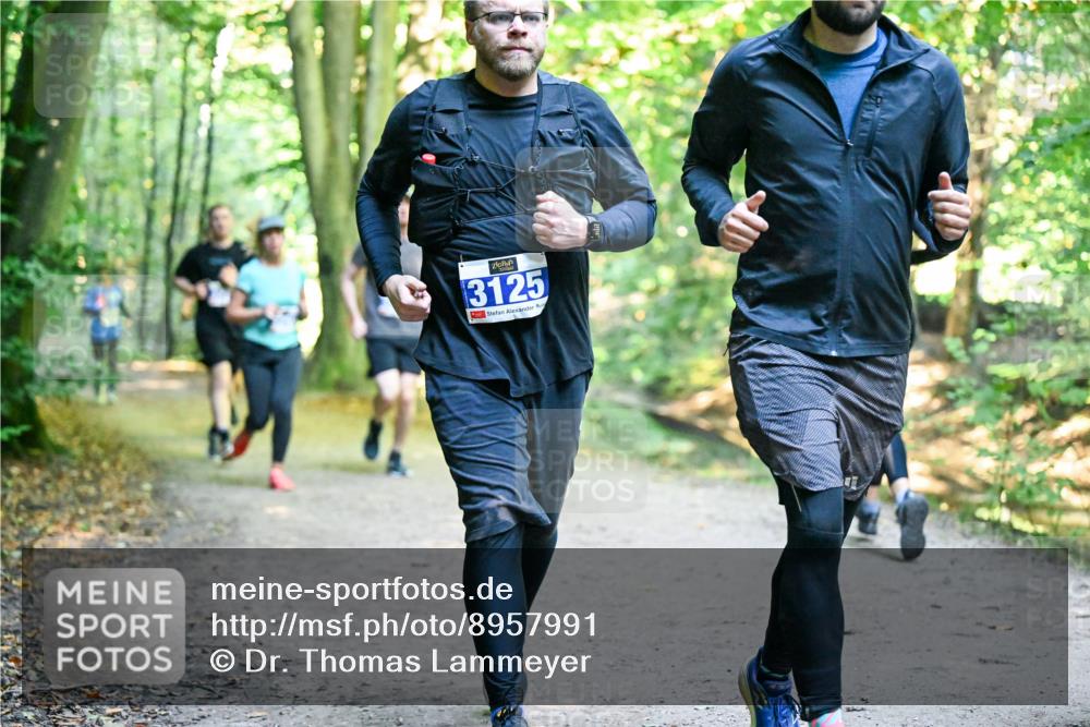 28.09.2025 - 33. Volkslauf durch das schöne Alstertal Dr. Thomas Lammeyer http://msf.ph/oto/8957991 28.09.2025 10:50:03 Laufen 3125 meine-sportfotos.de