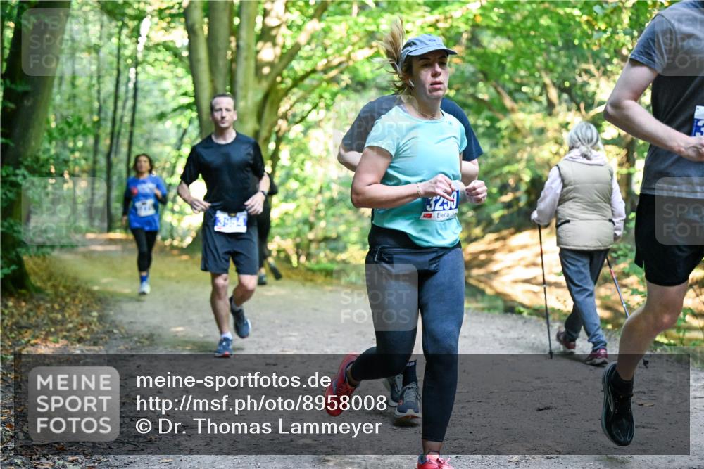 28.09.2025 - 33. Volkslauf durch das schöne Alstertal Dr. Thomas Lammeyer http://msf.ph/oto/8958008 28.09.2025 10:50:06 Laufen 3954, 3259 meine-sportfotos.de