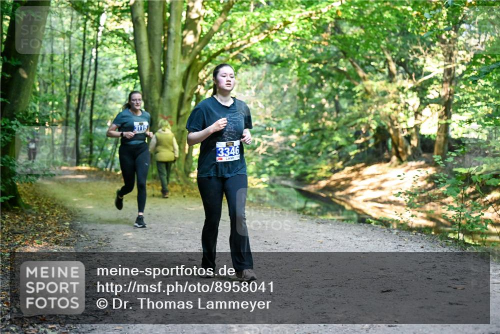 28.09.2025 - 33. Volkslauf durch das schöne Alstertal Dr. Thomas Lammeyer http://msf.ph/oto/8958041 28.09.2025 10:50:15 Laufen 3346 meine-sportfotos.de