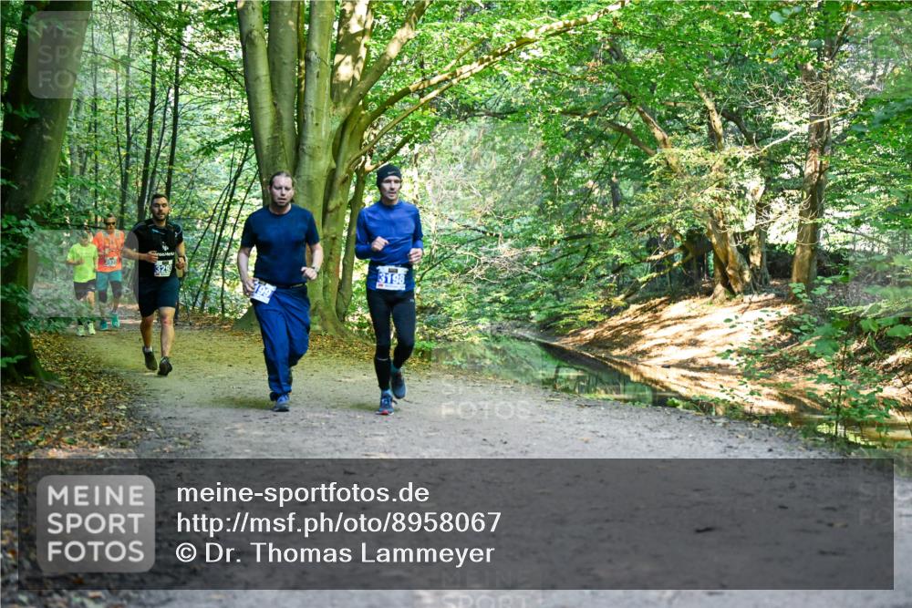 28.09.2025 - 33. Volkslauf durch das schöne Alstertal Dr. Thomas Lammeyer http://msf.ph/oto/8958067 28.09.2025 10:50:23 Laufen 3293, 3198 meine-sportfotos.de