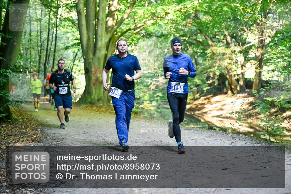 28.09.2025 - 33. Volkslauf durch das schöne Alstertal Dr. Thomas Lammeyer http://msf.ph/oto/8958073 28.09.2025 10:50:25 Laufen 3199, 3198 meine-sportfotos.de
