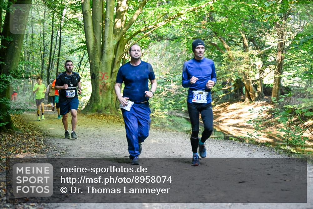 28.09.2025 - 33. Volkslauf durch das schöne Alstertal Dr. Thomas Lammeyer http://msf.ph/oto/8958074 28.09.2025 10:50:25 Laufen 3293, 3198 meine-sportfotos.de