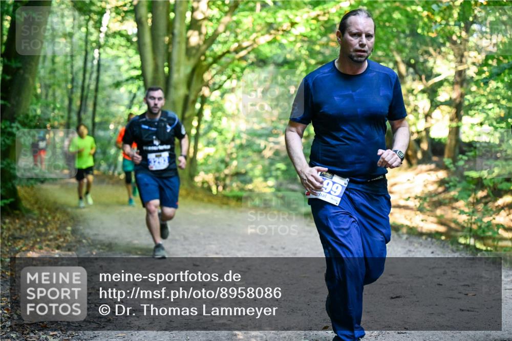 28.09.2025 - 33. Volkslauf durch das schöne Alstertal Dr. Thomas Lammeyer http://msf.ph/oto/8958086 28.09.2025 10:50:26 Laufen 99 meine-sportfotos.de