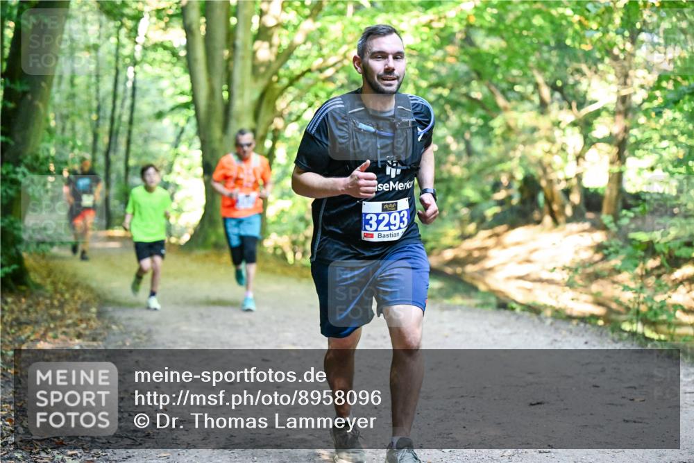 28.09.2025 - 33. Volkslauf durch das schöne Alstertal Dr. Thomas Lammeyer http://msf.ph/oto/8958096 28.09.2025 10:50:28 Laufen 3293 meine-sportfotos.de