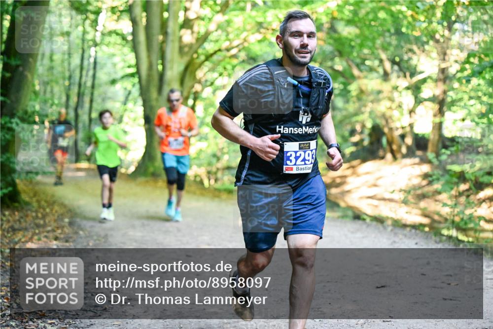 28.09.2025 - 33. Volkslauf durch das schöne Alstertal Dr. Thomas Lammeyer http://msf.ph/oto/8958097 28.09.2025 10:50:28 Laufen 3293 meine-sportfotos.de
