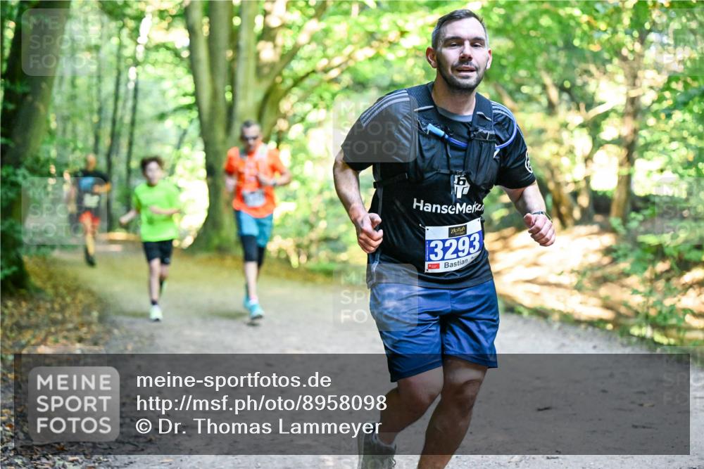 28.09.2025 - 33. Volkslauf durch das schöne Alstertal Dr. Thomas Lammeyer http://msf.ph/oto/8958098 28.09.2025 10:50:28 Laufen 3293 meine-sportfotos.de