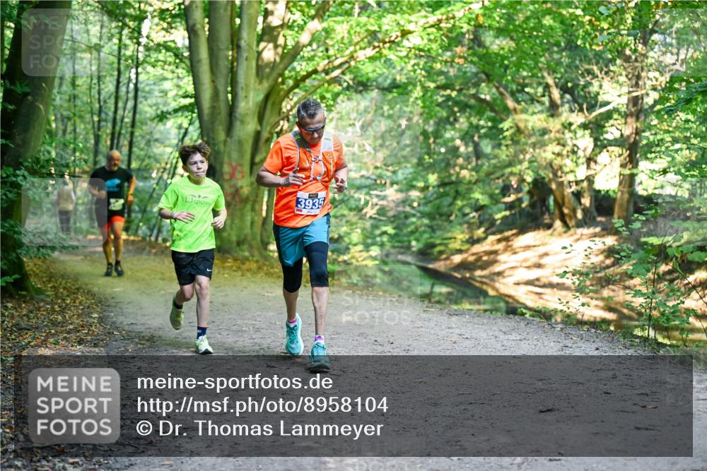 28.09.2025 - 33. Volkslauf durch das schöne Alstertal Dr. Thomas Lammeyer http://msf.ph/oto/8958104 28.09.2025 10:50:29 Laufen 3935 meine-sportfotos.de