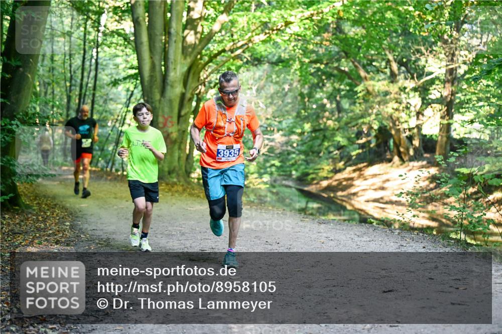 28.09.2025 - 33. Volkslauf durch das schöne Alstertal Dr. Thomas Lammeyer http://msf.ph/oto/8958105 28.09.2025 10:50:29 Laufen 3935 meine-sportfotos.de