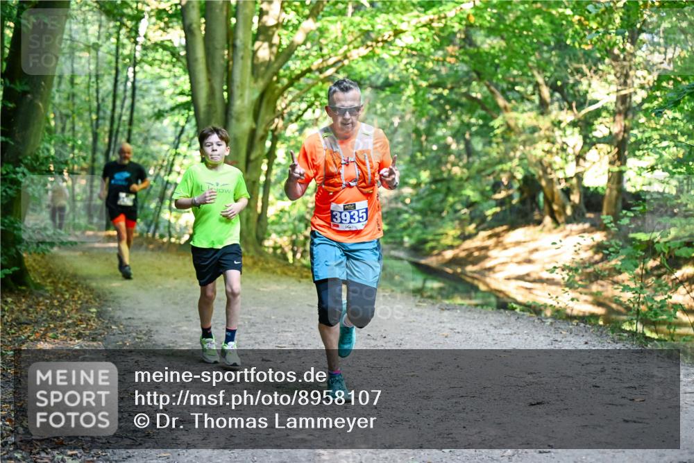 28.09.2025 - 33. Volkslauf durch das schöne Alstertal Dr. Thomas Lammeyer http://msf.ph/oto/8958107 28.09.2025 10:50:29 Laufen 3935 meine-sportfotos.de