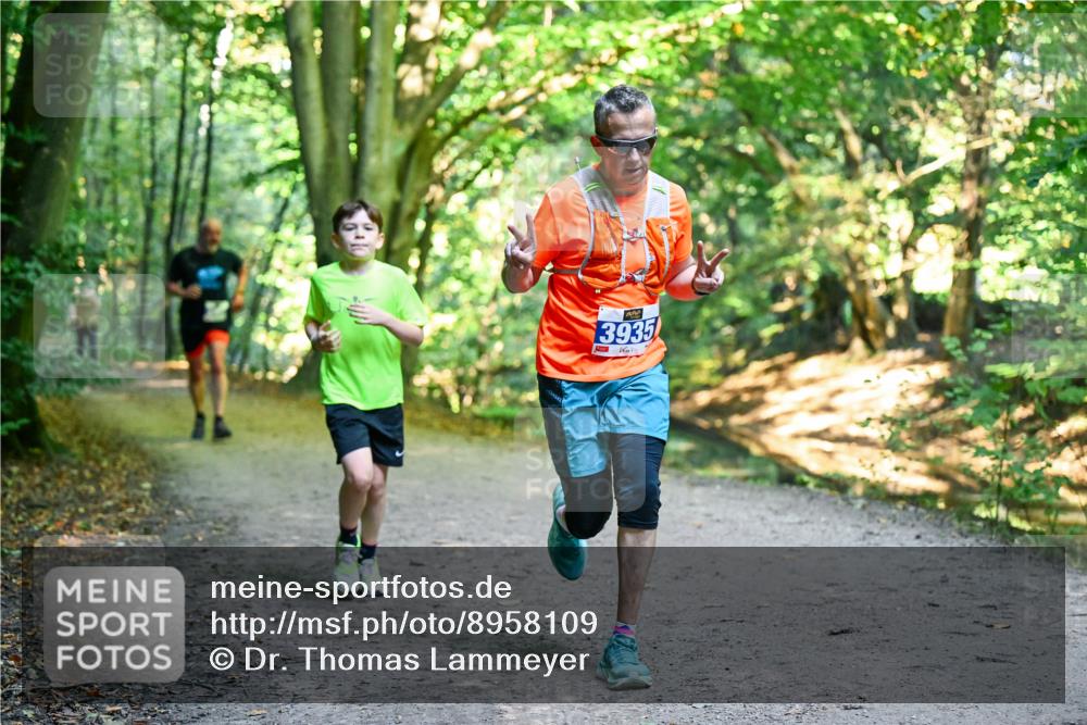 28.09.2025 - 33. Volkslauf durch das schöne Alstertal Dr. Thomas Lammeyer http://msf.ph/oto/8958109 28.09.2025 10:50:30 Laufen 3935 meine-sportfotos.de