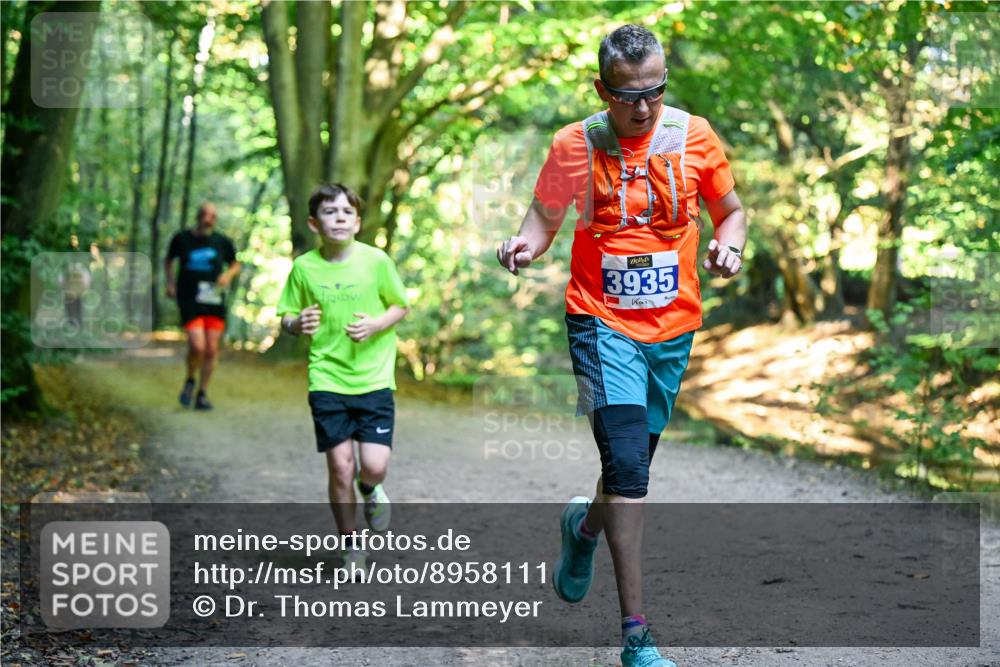 28.09.2025 - 33. Volkslauf durch das schöne Alstertal Dr. Thomas Lammeyer http://msf.ph/oto/8958111 28.09.2025 10:50:30 Laufen 3935 meine-sportfotos.de