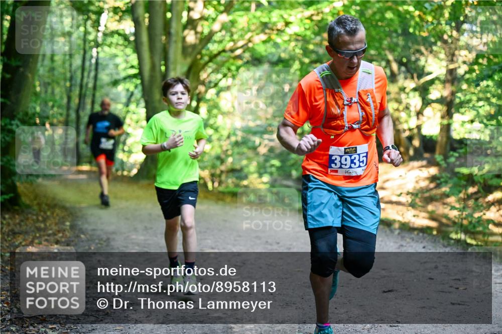 28.09.2025 - 33. Volkslauf durch das schöne Alstertal Dr. Thomas Lammeyer http://msf.ph/oto/8958113 28.09.2025 10:50:30 Laufen 3935 meine-sportfotos.de