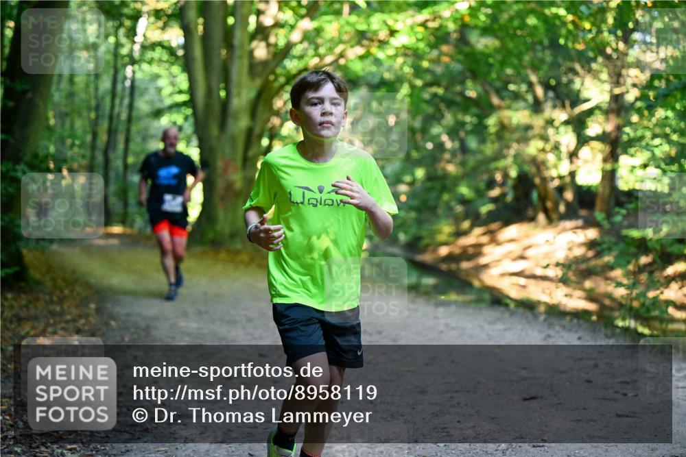 28.09.2025 - 33. Volkslauf durch das schöne Alstertal Dr. Thomas Lammeyer http://msf.ph/oto/8958119 28.09.2025 10:50:31 Laufen  meine-sportfotos.de