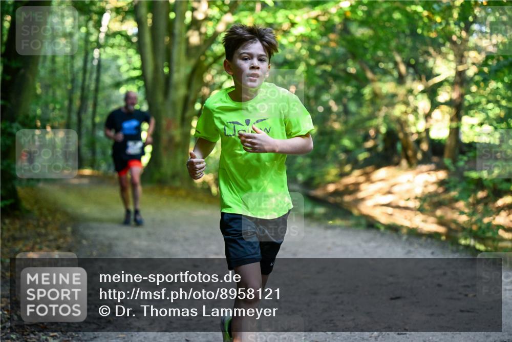 28.09.2025 - 33. Volkslauf durch das schöne Alstertal Dr. Thomas Lammeyer http://msf.ph/oto/8958121 28.09.2025 10:50:31 Laufen  meine-sportfotos.de