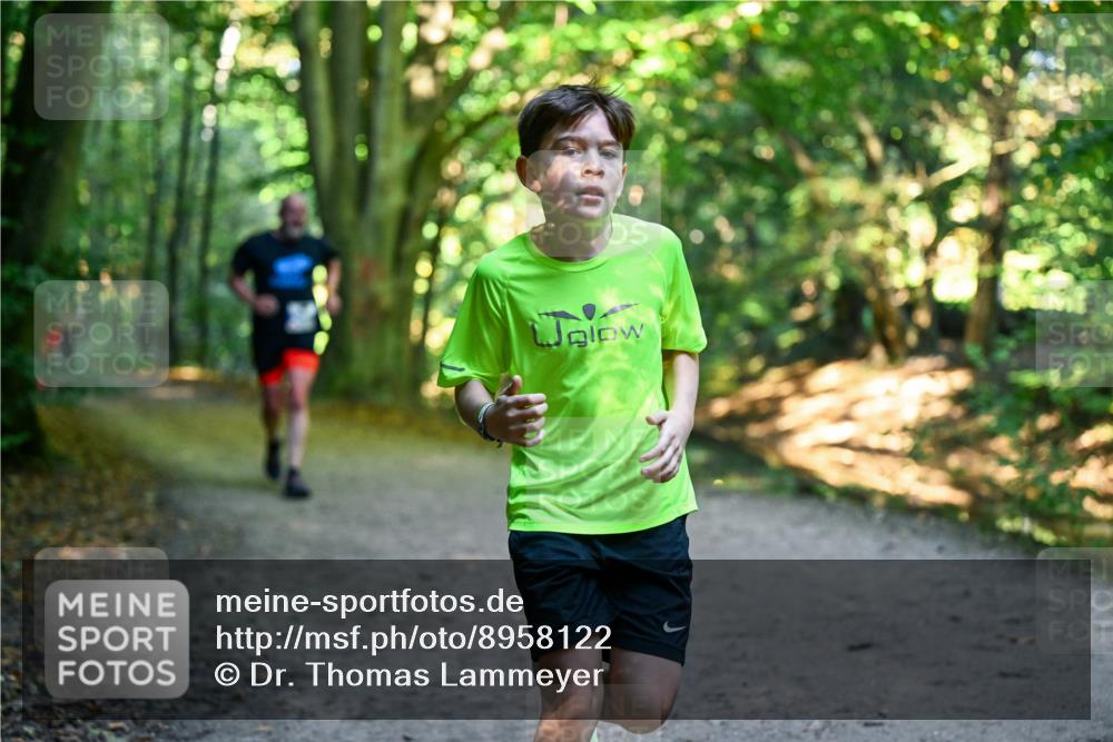 28.09.2025 - 33. Volkslauf durch das schöne Alstertal Dr. Thomas Lammeyer http://msf.ph/oto/8958122 28.09.2025 10:50:31 Laufen  meine-sportfotos.de