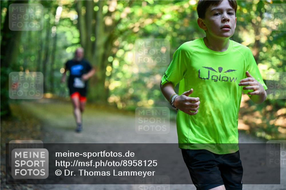 28.09.2025 - 33. Volkslauf durch das schöne Alstertal Dr. Thomas Lammeyer http://msf.ph/oto/8958125 28.09.2025 10:50:32 Laufen  meine-sportfotos.de